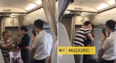 VIRAL! Seorang Pramugari Dipecat Usai Dilamar Kekasihnya di Pesawat