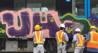VIRAL! Kereta MRT Jakarta Terkena Aksi Vandalisme