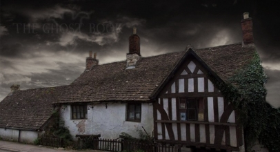 Ram Inn, Rumah Paling Angker di Inggris Yang Dihuni 20 Hantu