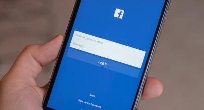 Parah! Hacker Jual Murah Login Facebook di Situs Dark Web