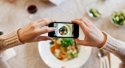 Ini Kerugian Memotret Makanan dan Mengunggahnya ke Instagram