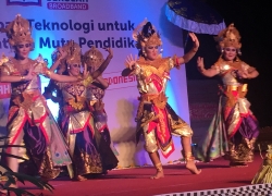 XL dan Kemdikbud  Kukuhkan Komitmen Program “1000 Sekolah Broadband”