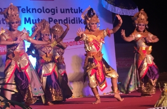 XL dan Kemdikbud Kukuhkan Komitmen Program “1000 Sekolah Broadband