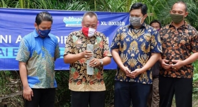 XL Corner: XL Axiata Gelar Program Berbagi Listrik