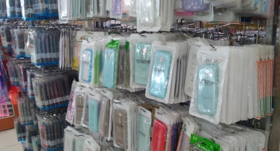 Beli Aksesori di Toko Online?