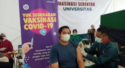 Vaksinasi Axis untuk Pelajar dan Mahasiswa