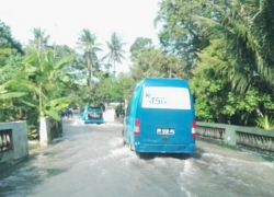 Petugas XL Axiata Terobos Banjir di Pesisir Selatan DI Yogyakarta dan Jawa Timur