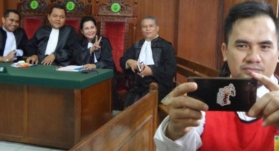Ini 5 Smartphone Milik Saipul Jamil Yang Dilelang KPK