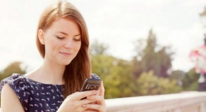 Ini Kata Cowok Tentang Cewek Penggila Gadget: “Cewek Gadget Freak Itu…”