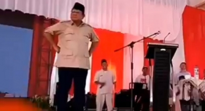 VIRAL! Prabowo Tantang Wartawan Yang Menunggunya Salah Bicara