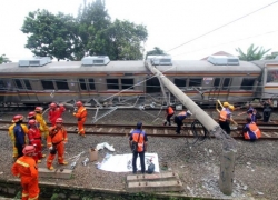 Netizen Soroti Insiden Kecelakaan KRL Communiter Line di Bogor