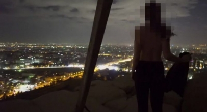 VIRAL! Turis Asal Denmark Berpose Bugil di Puncak Piramida Mesir