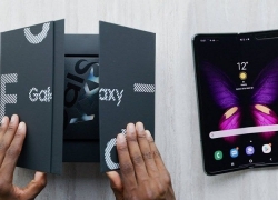 Ponsel Lipat Samsung Galaxy Fold Mulai Dijual, Harga Rp 27 Juta
