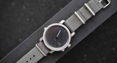 Smartwatch Ini Gunakan Tenaga Matahari Sebagai Sumber Daya Baterainya