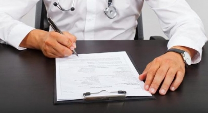 Mengapa Tulisan Tangan Dokter Sulit Dibaca? Ini Penjelasannya