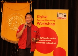 Indosat Ooredoo Gelar Workshop Digital Transformation Bagi Mahasiswa