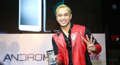 Smartfren Pelopori Perangkat VoLTE di Indonesia