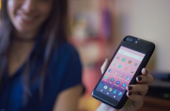 Casing iPhone Dibekali Layar OS Android 5 inch