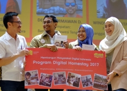 Indosat Ooredoo Lepas Para Peserta Digital Homestay ke Daerah Terpencil