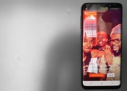 Review: Samsung Galaxy S9, Kibaran Flagship yang Menawan