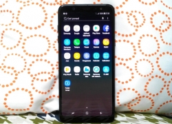 Review: Samsung Galaxy A6 Plus (2018), Layar Lebar, Kamera Selfie “Sangar”