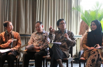 Peningkatan 10{6d4da31955223774f92dce3d293cb7e669764550633ee25cdb7e9d5f0678e9b3} Pelanggan Seluler Tingkatkan GDP 0,4{6d4da31955223774f92dce3d293cb7e669764550633ee25cdb7e9d5f0678e9b3}