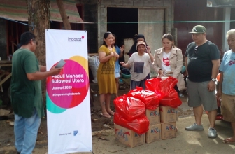 IOH Salurkan Bantuan kepada Korban Banjir dan Longsor Manado