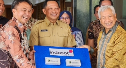 Gelang Pintar Indosat untuk Sumedang