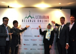40an Situs E-commerce Kampanyekan Belanja Online