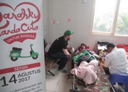 Go-Jek Gelar Donor Darah Massal Rayakan Hari Kemerdekaan
