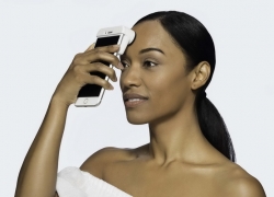 CES 2018: Neutrogena Hadirkan Alat Analisa Kulit Seahli Dermatolog di Rumah
