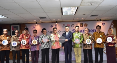Huawei Bina Generasi Muda Indonesia dengan SmartGen