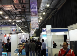 Ajang Indonesia Internet Expo & Summit 2016