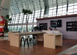 Samsung Sediakan Galaxy Lounge Saat Menunggu di Bandara