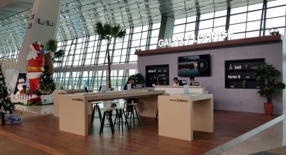 Samsung Sediakan Galaxy Lounge Saat Menunggu di Bandara