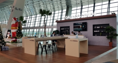Samsung Sediakan Galaxy Lounge Saat Menunggu di Bandara