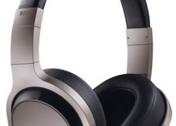 Porsche Design Hadirkan Headphone Nirkabel dengan Daya Tahan 30 Jam