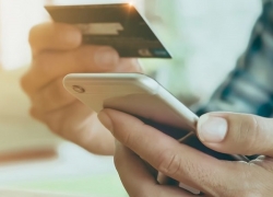Registrasi Kartu Prabayar Membawa Korban