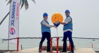 XL Bangun Kabel Laut di Batam