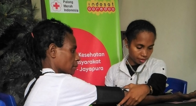 Mobil Klinik Indosat Ooredoo Bertandang ke Sentani