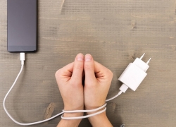 7 Pengaruh Negatif Adiksi terhadap Smartphone
