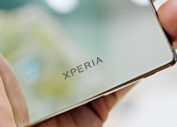 Banderol Seri Xperia Kembali Merosot