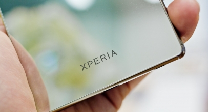 Banderol Seri Xperia Kembali Merosot