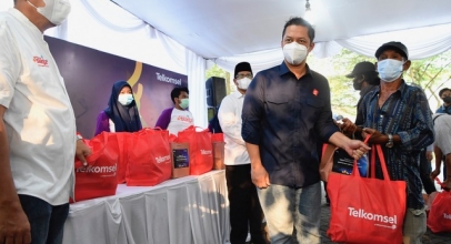 Telkomsel Berbagi Kebahagiaan
