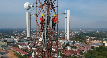 Laba Telkomsel Naik 8,3%