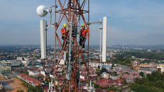 Laba Telkomsel Naik 8,3%