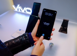 CES 2018: Vivo Kenalkan Smartphone In-Display Fingerprint Technology