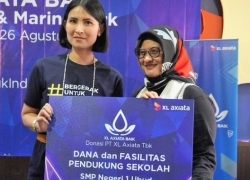 Karyawan XL Axiata Mengajar di Sekolah