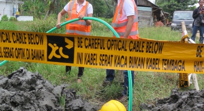XL Axiata Bangun Ratusan KM Fiber Optic di Kalimantan