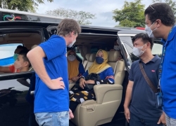 XL Axiata Gelar Mudik Bareng Pengecer Pakai Toyota Alphard